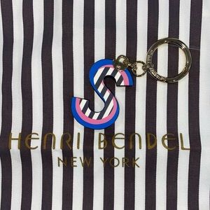 NWOT HENRI BENDEL “S” Keychain